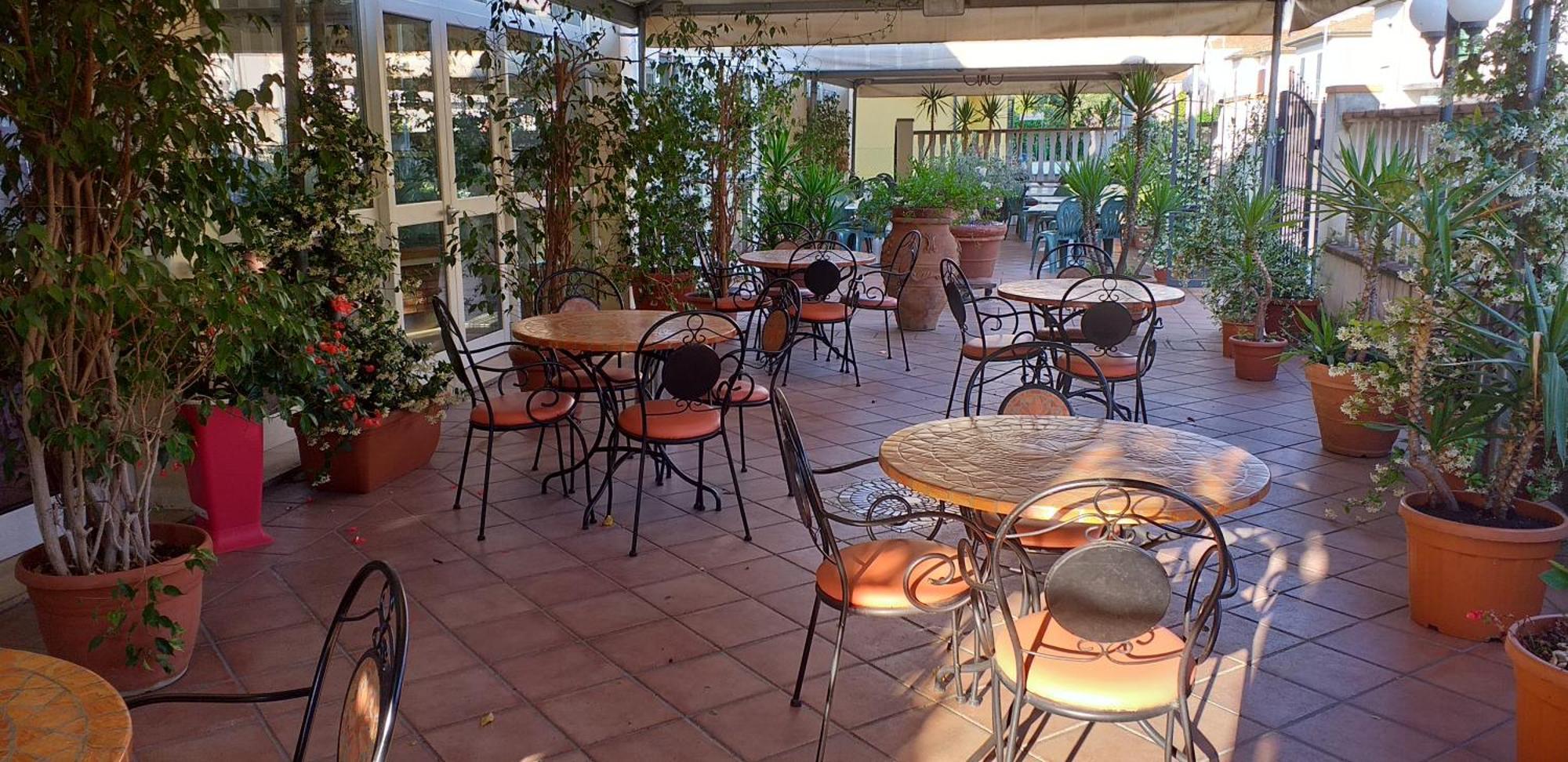 Hotel Da Beppe Chiesina Uzzanese Exterior foto