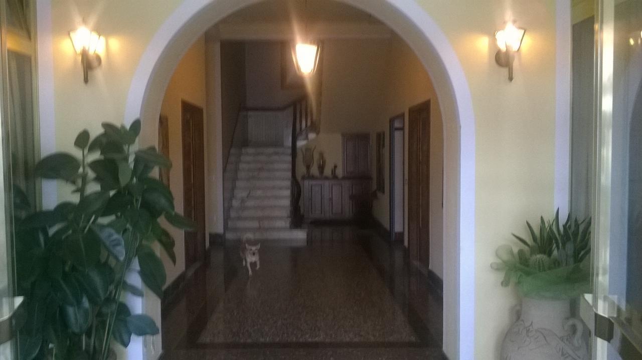 Hotel Da Beppe Chiesina Uzzanese Exterior foto